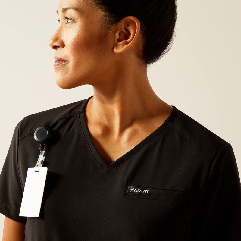 Clara 6 Pocket Scrub Top Image 4 of 6