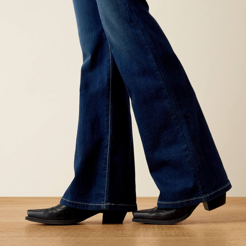 Ultra Stretch Perfect Rise Katie Flare Jean 03