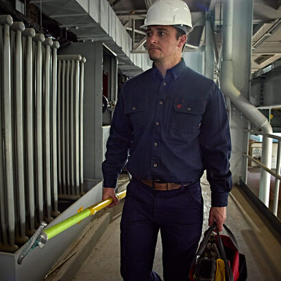 FR Solid Vent Work Shirt Lifestyle