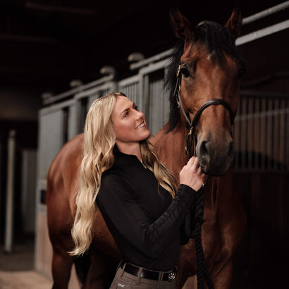 Sunstopper 3.0 1/4 Zip Baselayer Lifestyle