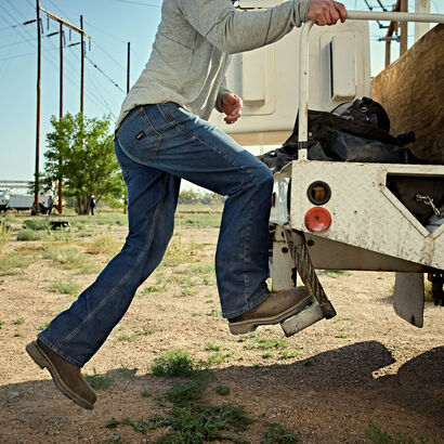 FR M5 Straight Lightweight DuraStretch Straight Leg Jeans Lifestyle