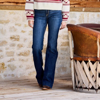 Slim Trouser Ella Wide Leg Lifestyle