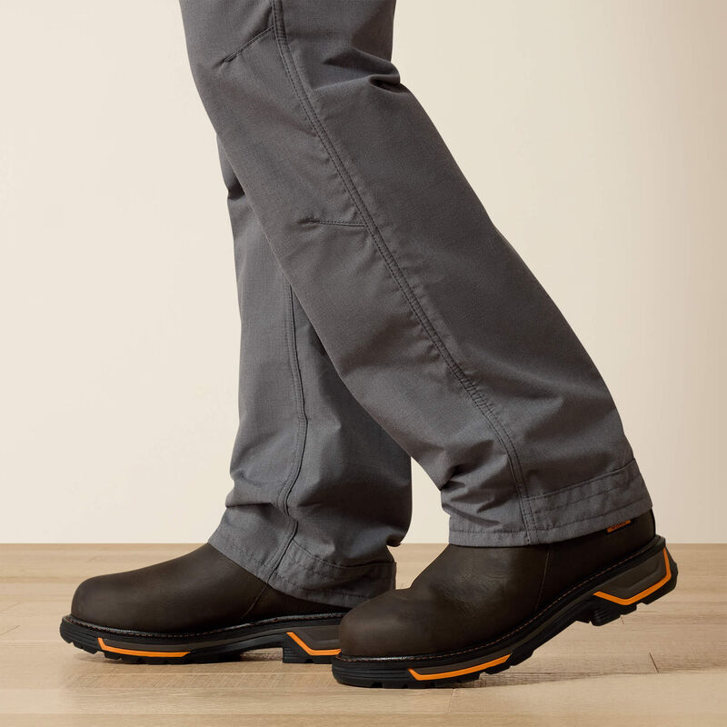 FR M4 Relaxed DuraLight Ripstop Boot Cut Pant 02